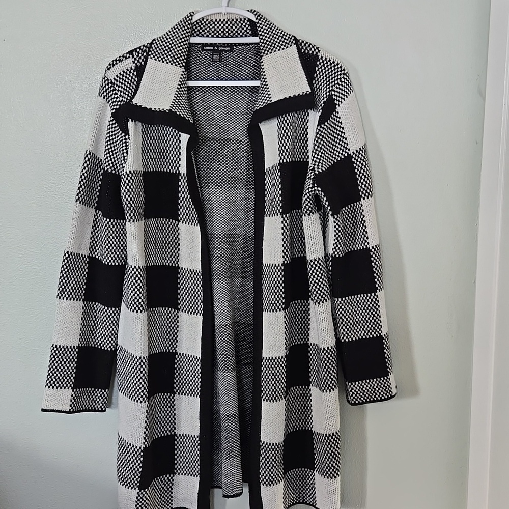 Cable & Gauge | Black And White Checkered Sweater Shacket Size Medium